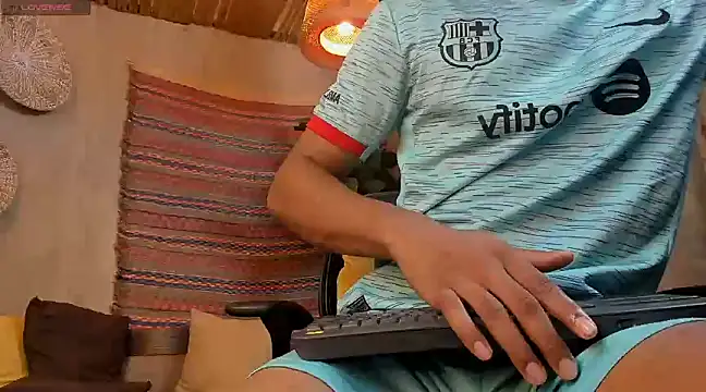 Snapshot of LiamByrne chatting on March 2025 06:49:02 AM LiamByrne online show from March 2025 06:49:02 AM