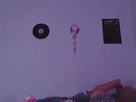 Cici JuicyBig online show from July 2026 01:31:01 PM