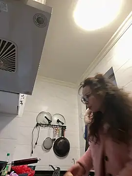 Snapshot of aa520uv chatting on March 2026 03:19:01 AM aa520uv online show from March 2026 03:19:01 AM