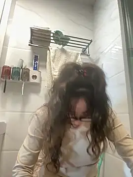 Snapshot of aa520uv chatting on March 2026 02:52:02 AM aa520uv online show from March 2026 02:52:02 AM