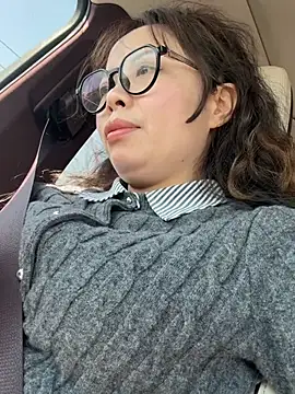 Snapshot of aa520uv chatting on March 2026 05:57:02 AM aa520uv online show from March 2026 05:57:02 AM