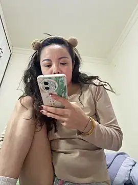 Snapshot of aa520uv chatting on March 2026 02:01:02 PM aa520uv online show from March 2026 02:01:02 PM