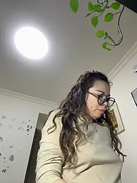 Snapshot of aa520uv chatting on March 2026 02:55:01 PM aa520uv online show from March 2026 02:55:01 PM