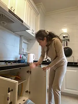 Snapshot of aa520uv chatting on April 2026 02:00:02 AM aa520uv online show from April 2026 02:00:02 AM