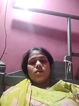 Snapshot of Ayeshaji chatting on November 2025 11:03:01 AM Ayeshaji online show from November 2025 11:03:01 AM