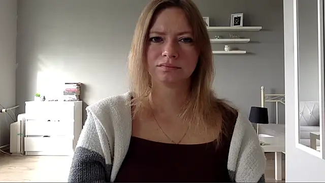 Snapshot of MillieShow chatting on September 2025 07:08:02 AM MillieShow online show from September 2025 07:08:02 AM