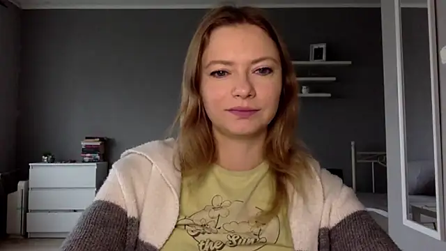 Snapshot of MillieShow chatting on October 2025 07:17:01 AM MillieShow online show from October 2025 07:17:01 AM