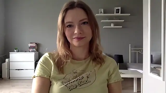 Snapshot of MillieShow chatting on October 2025 02:05:02 PM MillieShow online show from October 2025 02:05:02 PM