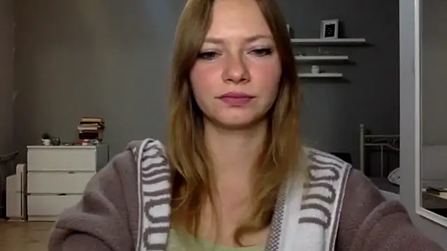 MillieShow online show from November 2025 09:52:02 PM