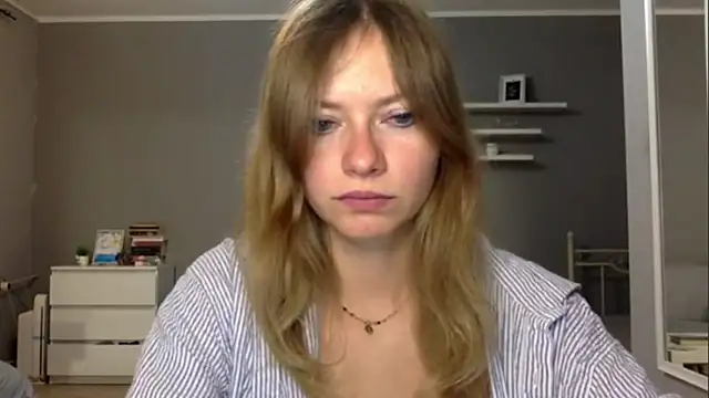 MillieShow online show from December 2025 03:30:02 PM