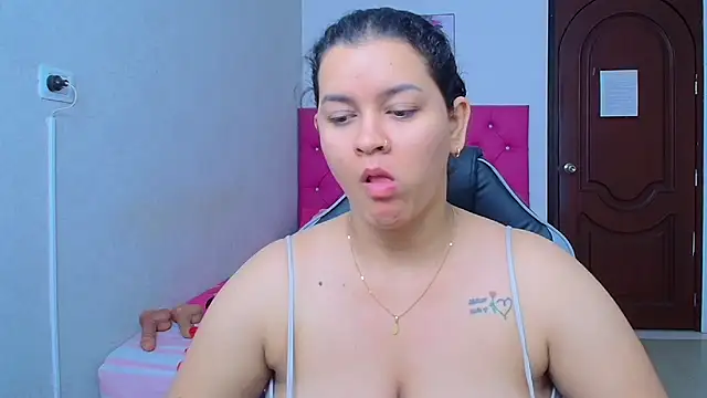 kriss sweetboobs10 online show from July 2026 12:45:02 PM