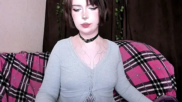 Snapshot of amelia_mays_xx chatting on May 2026 08:27:02 PM amelia mays xx online show from May 2026 08:27:02 PM
