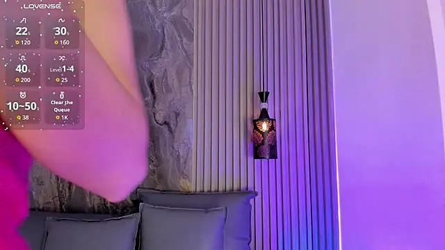 Snapshot of MiaScott5 chatting on September 2025 03:39:02 AM MiaScott5 online show from September 2025 03:39:02 AM