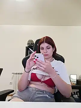 Snapshot of MeCherryy chatting on May 2026 06:47:02 PM MeCherryy online show from May 2026 06:47:02 PM
