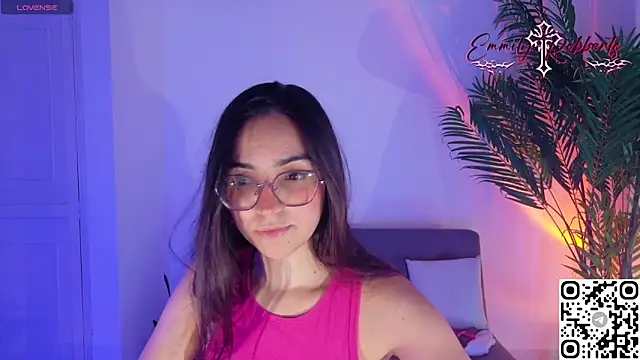 Emmi Roberts online show from July 2026 10:39:02 PM