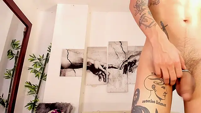 Snapshot of Giotrashy chatting on March 2026 08:35:02 PM Giotrashy online show from March 2026 08:35:02 PM