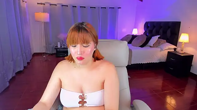 karla hill 28 online show from March 2026 03:32:01 AM