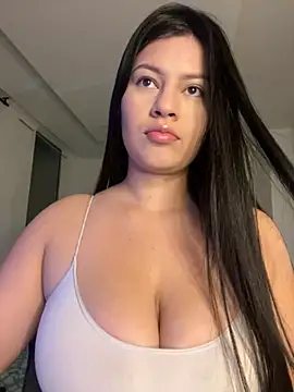 Saanvi21 online show from July 2026 04:29:02 AM
