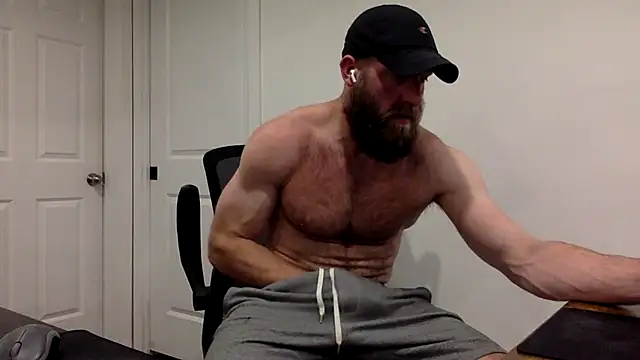 Snapshot of clarkefit chatting on November 2025 04:44:02 AM clarkefit online show from November 2025 04:44:02 AM