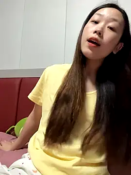 Minnie-66 online show from October 2025 11:19:01 AM