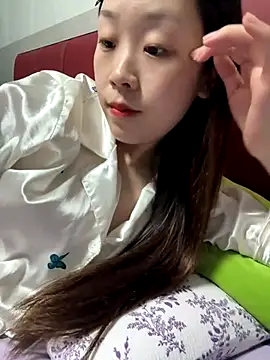 Minnie-66 online show from October 2025 11:52:01 AM