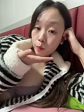 Minnie-66 online show from October 2025 12:06:02 PM