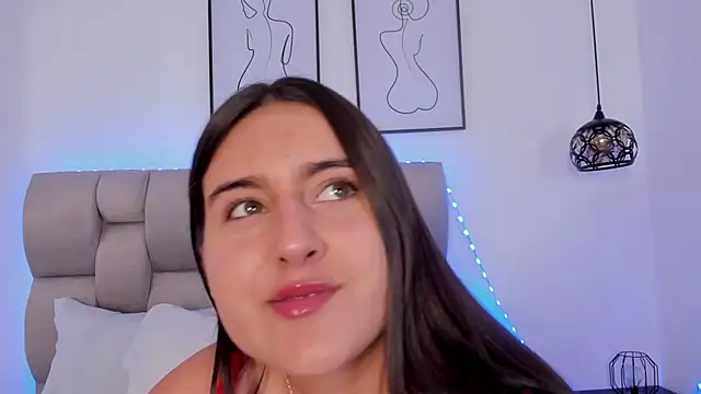 Hanna Evans   online show from February 2026 01:05:02 PM