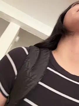 Rebbecawhite meow online show from February 2026 03:46:01 PM