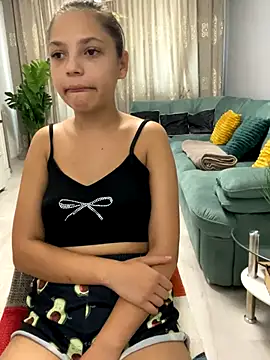 Snapshot of 18teengirl3 chatting on September 2025 07:41:01 AM 18teengirl3 online show from September 2025 07:41:01 AM