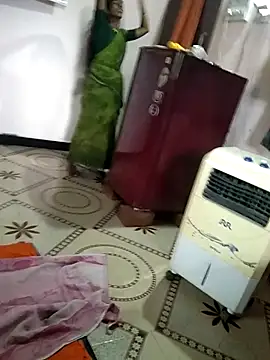 Snapshot of Sonia_Mehra6 chatting on October 2025 08:56:02 AM Sonia Mehra6 online show from October 2025 08:56:02 AM