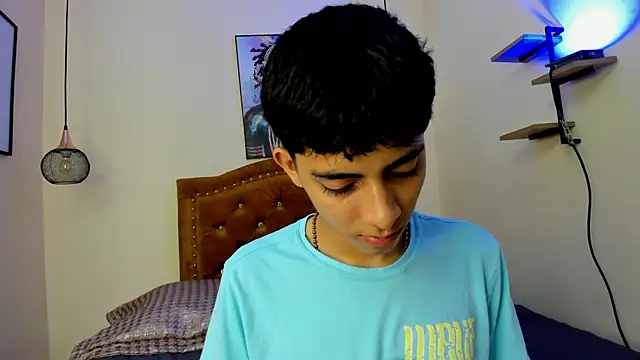 Matty Sparkk online show from March 2025 04:30:01 PM