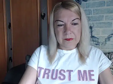 Lillia Ray online show from June 2026 05:46:02 AM