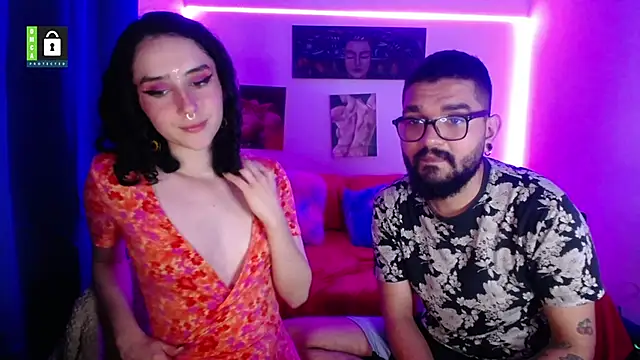 Snapshot of TwinFlamesX chatting on March 2025 01:05:02 AM TwinFlamesX online show from March 2025 01:05:02 AM