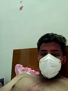 Snapshot of nickjones698 chatting on March 2025 05:35:02 PM nickjones698 online show from March 2025 05:35:02 PM