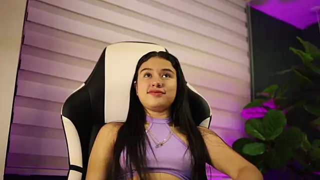 Danaa Rouse online show from October 2025 09:21:02 AM