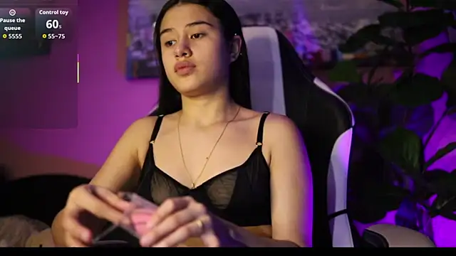 Danaa Rouse online show from February 2026 09:51:02 PM