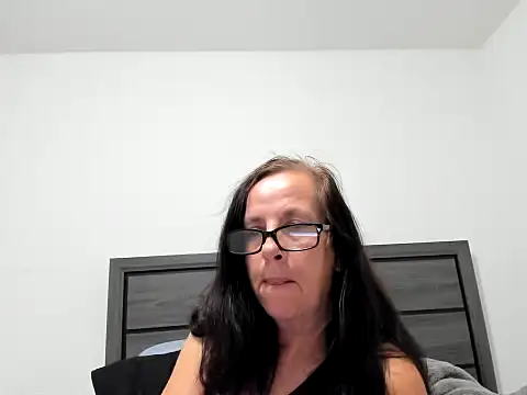 Snapshot of peachgoddess chatting on September 2025 03:18:02 AM peachgoddess online show from September 2025 03:18:02 AM