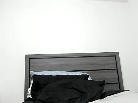 Snapshot of peachgoddess chatting on September 2025 03:40:01 AM peachgoddess online show from September 2025 03:40:01 AM