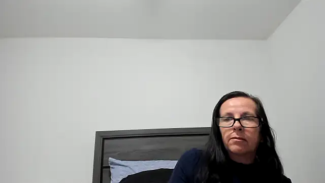 Snapshot of peachgoddess chatting on October 2025 03:37:02 AM peachgoddess online show from October 2025 03:37:02 AM