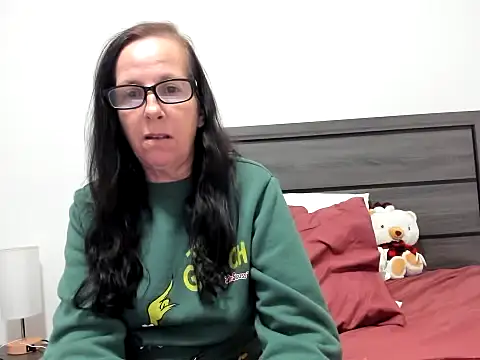 Snapshot of peachgoddess chatting on December 2025 02:54:02 AM peachgoddess online show from December 2025 02:54:02 AM