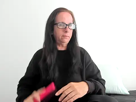 peachgoddess online show from March 2026 01:37:01 PM