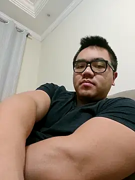 awesometeacher33 online show from November 2025 05:50:02 AM