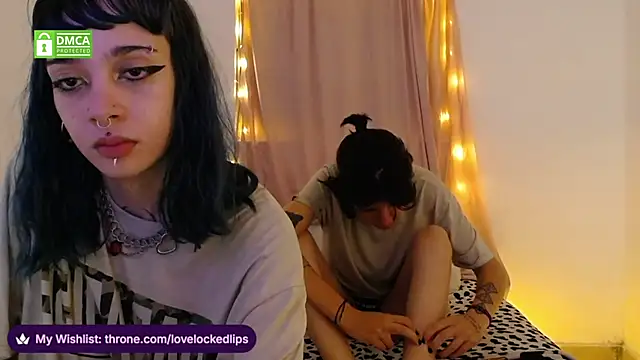 lovelockedlips online show from February 2026 05:25:01 AM