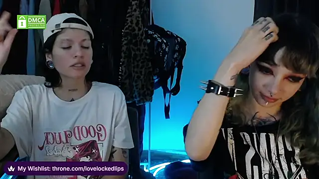 lovelockedlips online show from May 2026 03:14:02 AM