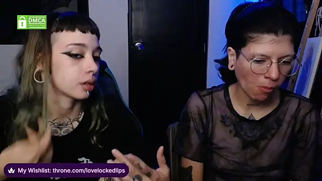 lovelockedlips online show from June 2026 07:22:02 PM