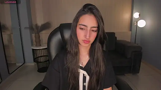 LarisaSmirnov online show from September 2025 01:05:02 AM