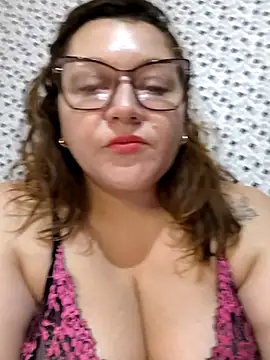 veludolunar online show from March 2025 09:45:01 PM