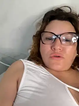 veludolunar online show from October 2025 09:52:02 AM