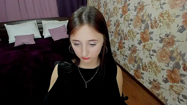 JulietMonli online show from September 2025 07:13:02 PM