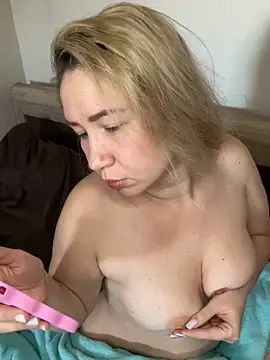 Nikusia online show from March 2025 07:31:02 AM